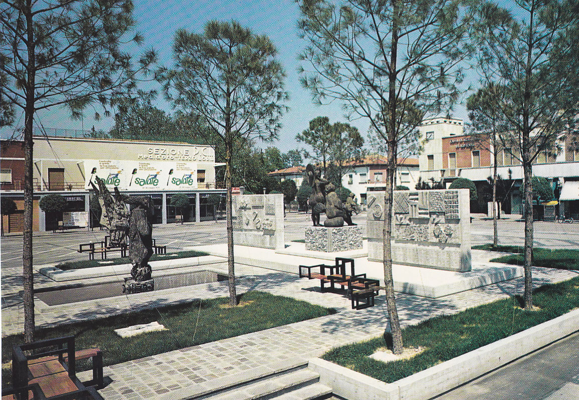 piazza-gramsci-fontana-2000.jpg (451183 byte)